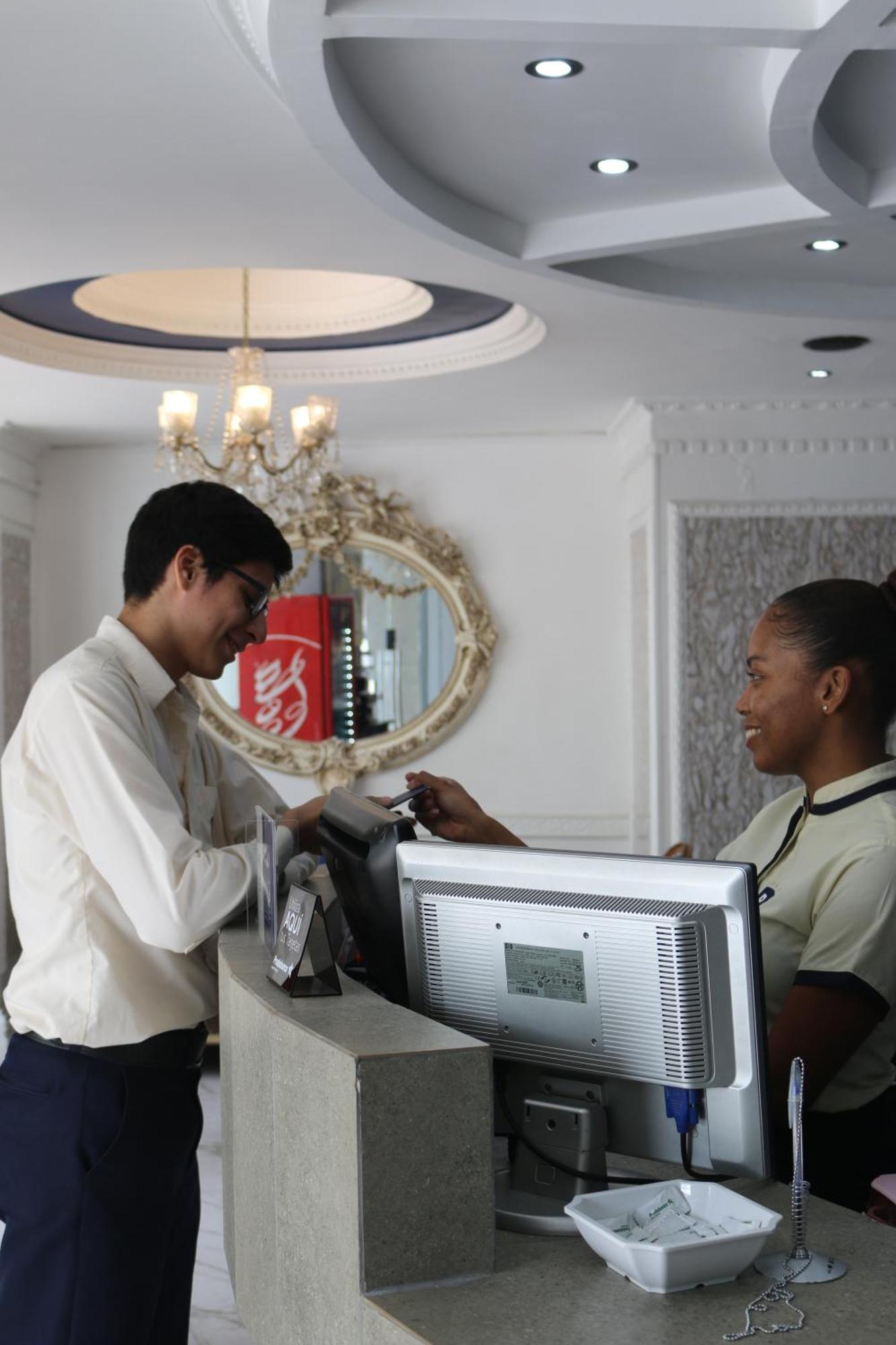 Hotel Presidente Internacional Guayaquil Ngoại thất bức ảnh